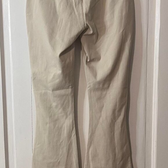 NWT Pink Soda Sport Women’s Ivory Ribbed High Waisted Flare Pants Size M - Picture 5 of 5